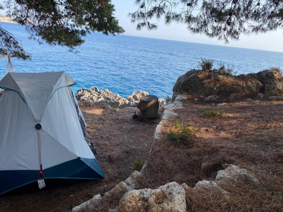 Pine Side Camp Hotel Himarë Eksteriør billede